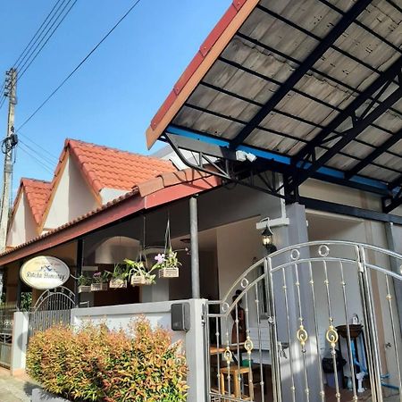 Rutcha Homestay Betong รัชชา โฮมสเตย์ เบตง Exteriér fotografie