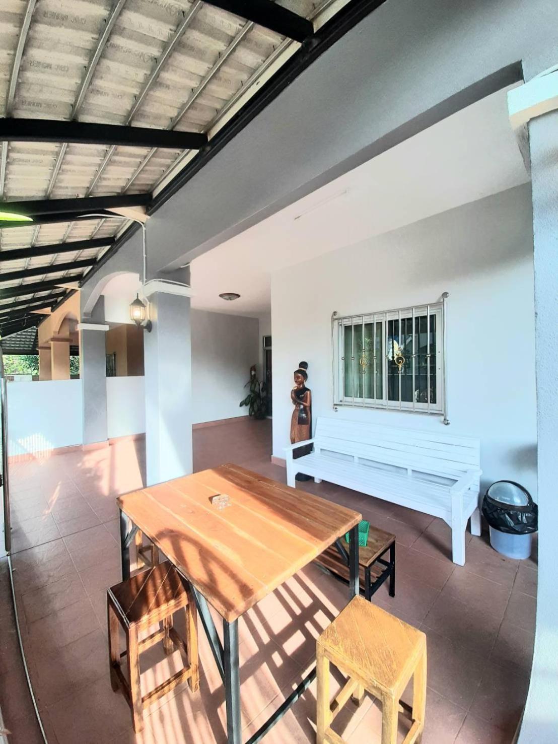 Rutcha Homestay Betong รัชชา โฮมสเตย์ เบตง Exteriér fotografie