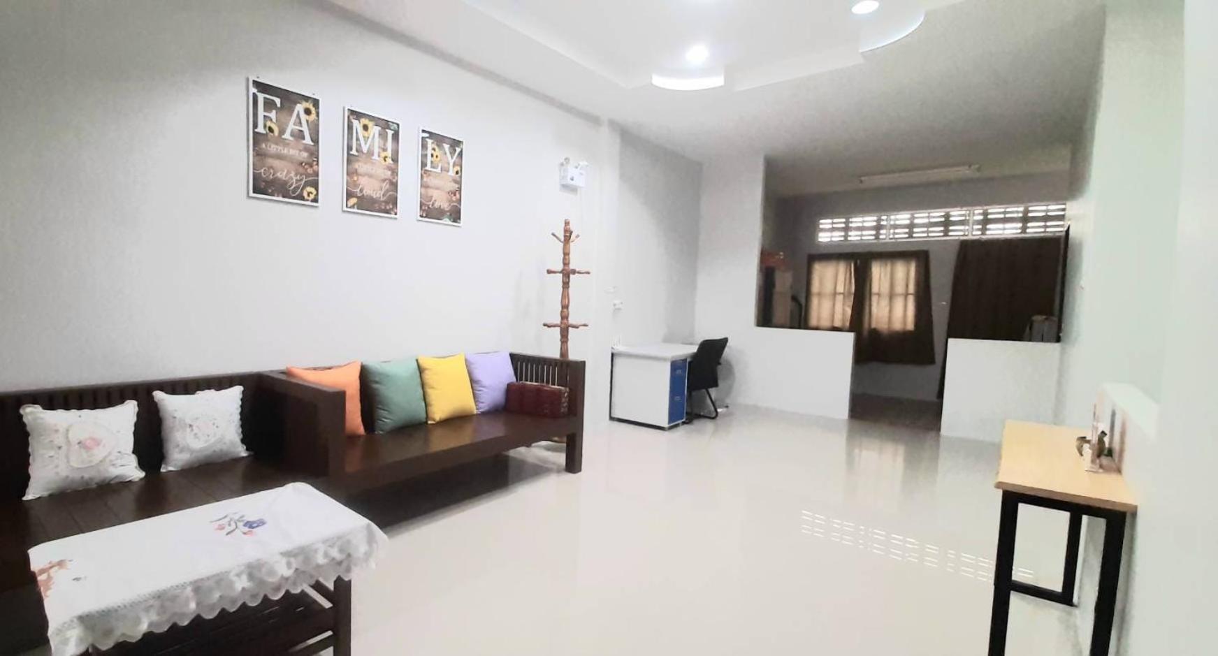 Rutcha Homestay Betong รัชชา โฮมสเตย์ เบตง Exteriér fotografie